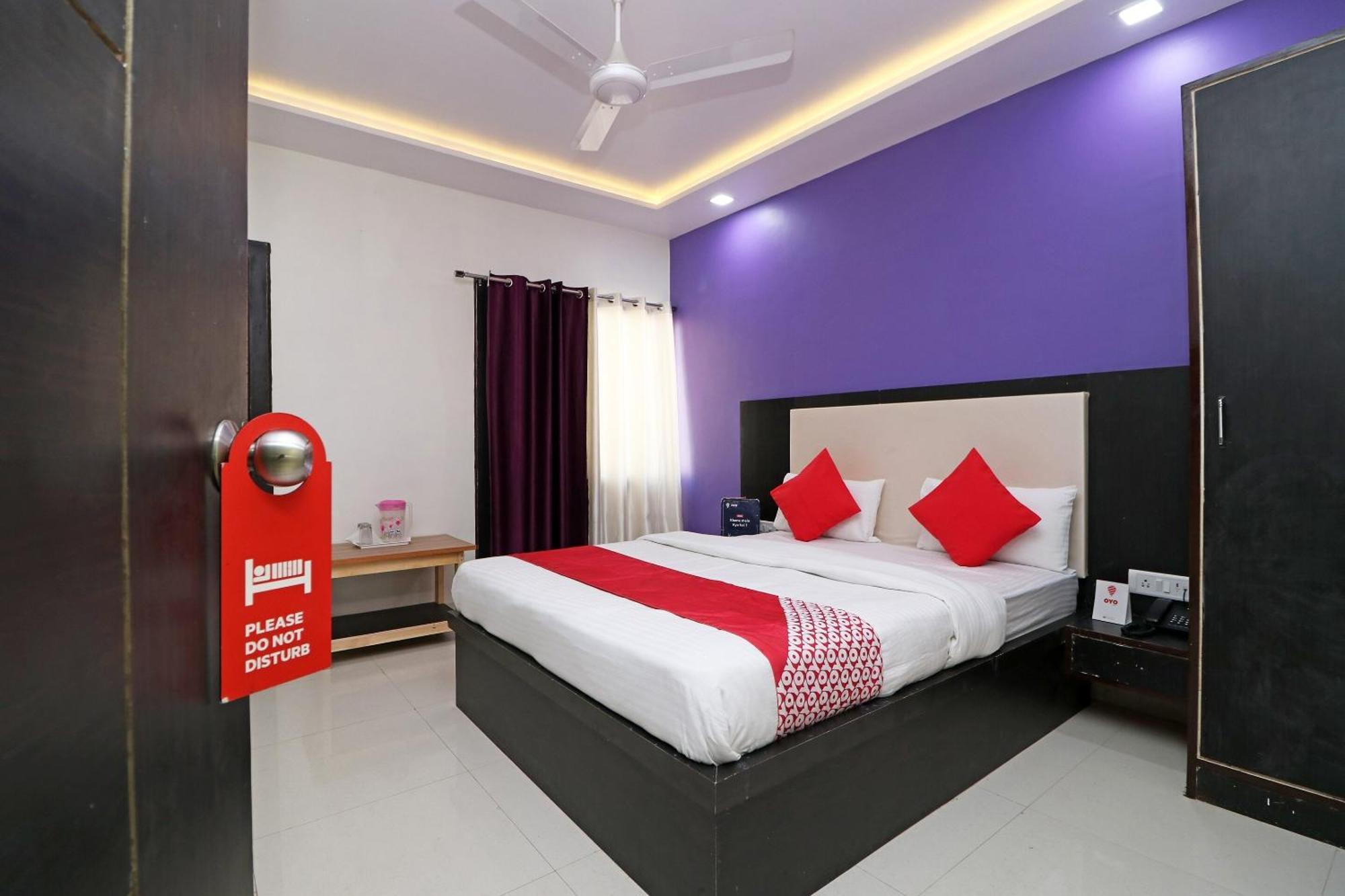 Oyo Hotel The Orient Tree Agra  Exteriör bild
